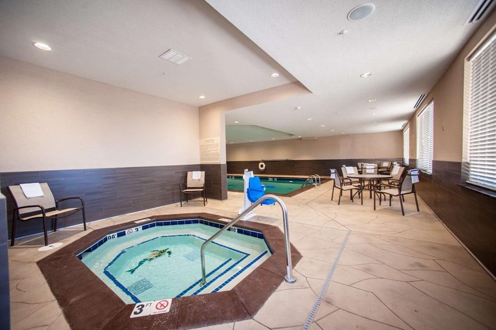 Hampton By Hilton Morgan Hotel